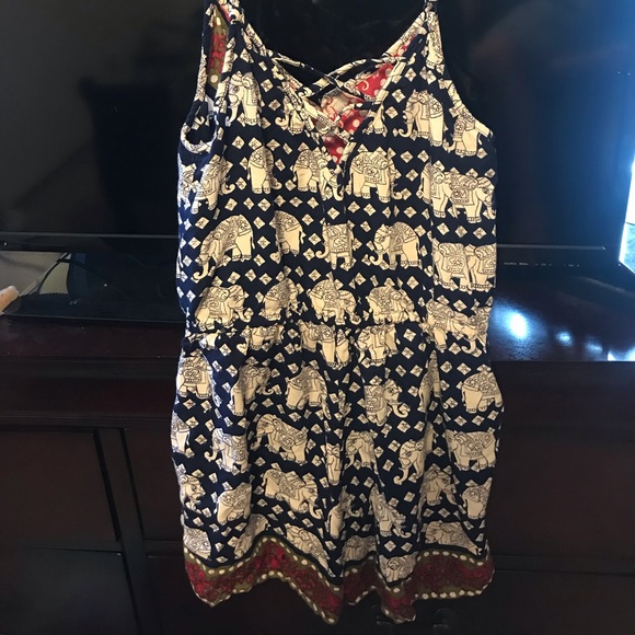 Romper - Picture 2 of 4